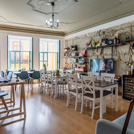 Auberge de jeunesse Invictus *